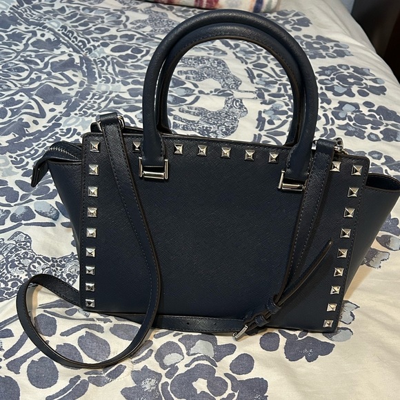 Navy blue Michael Kors handbag and wallet - Picture 3 of 10